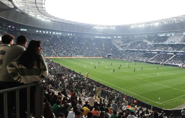 İlk maça giden çocuklar yerinde duramadı