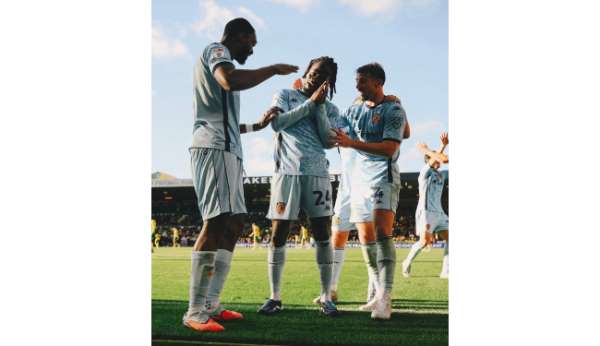 İngiltere'de Hull City, Slovenya'da da Maribor deplasmanda kazandı