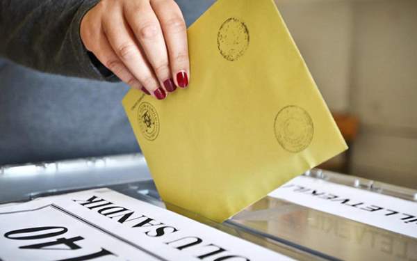 Yerel Seçimde Oy Verme Saatlerinde Değişiklik