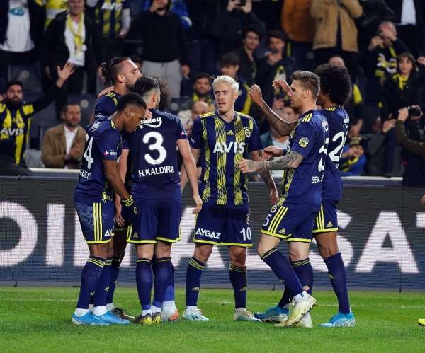 Fenerbahçe, iç sahada Beşiktaş'a kaybetmiyor 