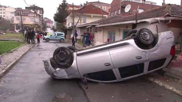 Sancaktepe'de kaza yapan otomobil takla attı, 1 kişi yaralandı