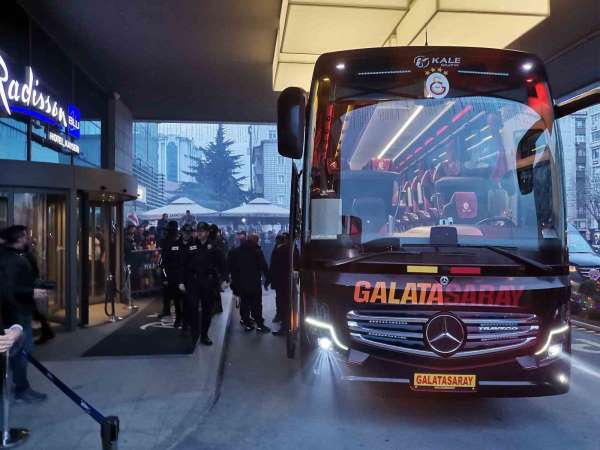 Galatasaray kafilesi Kayseri'de