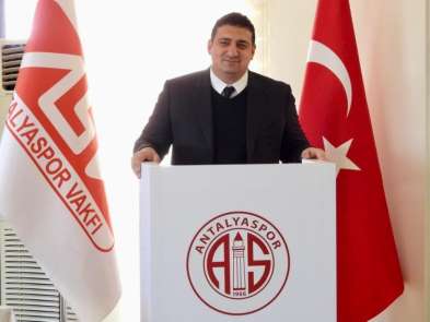 Antalyaspor Vakfı'nın Yeni Başkanı Ali Şafak Öztürk oldu 