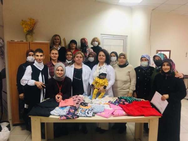 Samsun'da dikiş kursiyerleri el emeği ürünleri LÖSAM'a bağışladı - Samsun haber