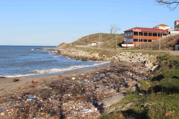 Sinop'ta sahile ceset vurdu