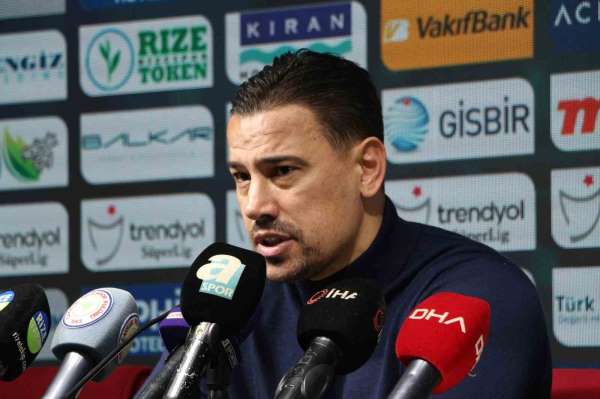 Çağdaş Atan: 'Ali Şansalan'ın Mert hocayı penaltı için VAR'a çağırdığı pozisyonu kabul edemiyorum'