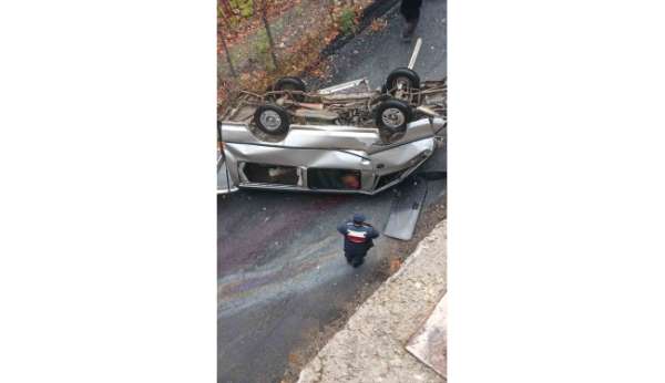 Artvin'de trafik kazası: 3 ölü