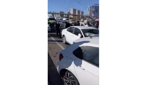 Diyarbakır'da zincirleme kaza: 4 yaralı