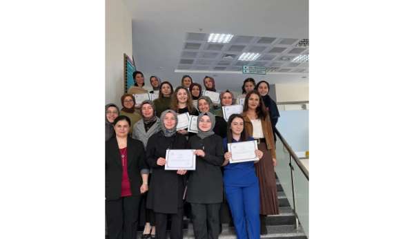 Hastane personeline 'Anne Sütü ve Emzirme Eğitimi'