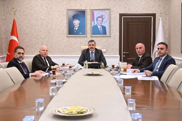 İkinci OSB'de durum değerlendirmesi yaptılar