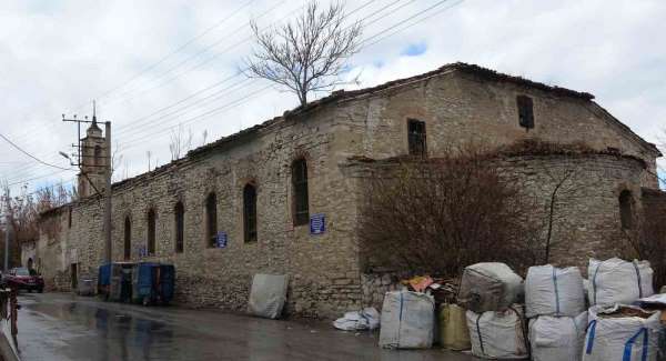 Kütahya Valisi Işın'dan kilise restorasyonu açıklaması: 'Tarihi bir değeri şehrimize kazandıracağız'