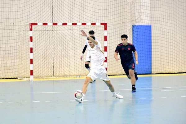 Okul Sporları Genç A Erkek Futsal Müsabakaları başladı