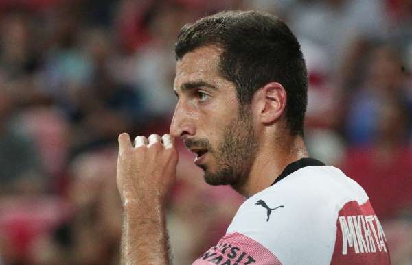 Arsenal'in Ermeni futbolcusu Mkhitaryan, Bakü'deki finale götürülmüyor