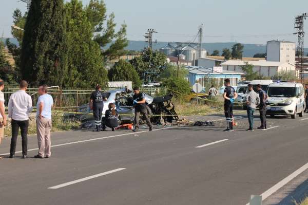 Uzunköprü'de trafik kazası: 3 ölü, 3 yaralı