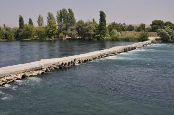 Fırat Nehri'nin turizme kazandırılmasını istiyorlar 