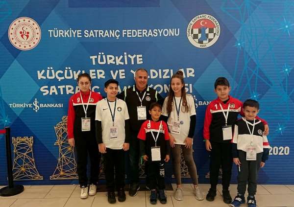 Çeşmeli satranççılar Türkiye şampiyonasında 