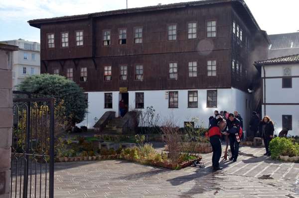 Sinop Etnoğrafya Müzesi'nde yangın paniği 