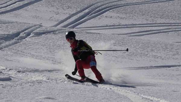 Gençler ve Büyükler Dağ Kayağı Türkiye Şampiyonası Rize'de yapıldı - Rize haber