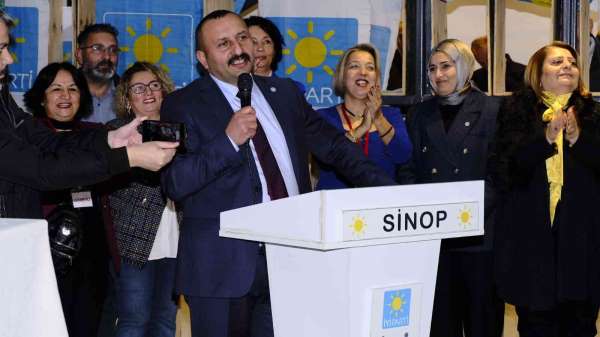 İYİ Parti Sinop İl Başkanlığı'nda koltuk değişimi - Sinop haber