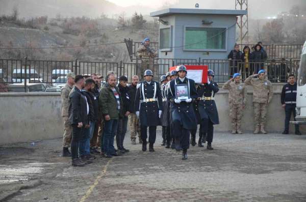 Şırnak'ta çatışmada şehit olan güvenlik korucusu son yolculuğuna uğurlandı - Şırnak haber