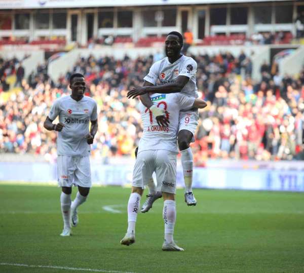 Sivasspor'da Mustapha Yatabare gollerine devam ediyor - Sivas haber