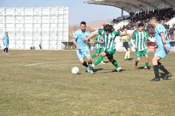 TFF 3 Lig: 68 Aksaray Belediyespor: 5 - Sapanca Gençlikspor: 1 - Aksaray haber