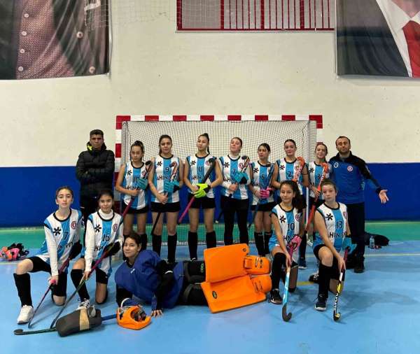 Muğla İl Karması U16 Kızlar Hokey'de galip geldi