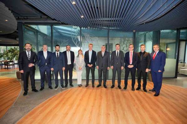 Beşiktaş'tan, UEFA ile Athletic Bilbao heyetlerine dostluk yemeği