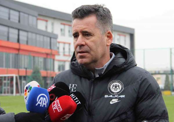 Hüseyin Eroğlu: 'Deplasman, iç saha fark etmeden her maçı kazanmak için oynamak en önemli kriterimiz'