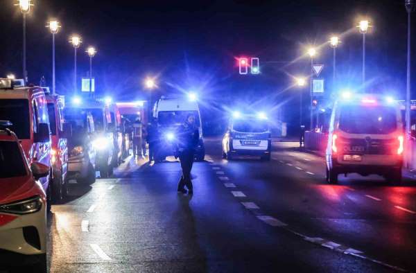 Berlin'de bıçaklı saldırı: İspanyol turist yaralandı