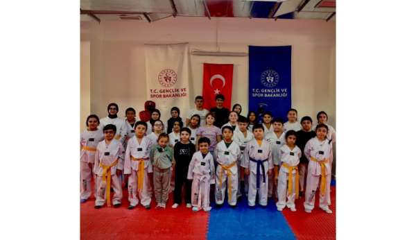 Bilecik'te tekvando sporcuları disiplinli ve planlı çalışmalarla hazırlanıyor