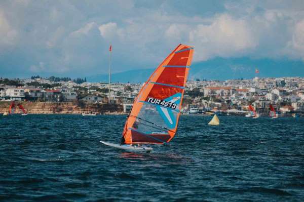 Yelken Şampiyonası, Didim Belediyesi'nin ev sahipliğinde başladı
