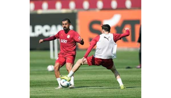 Galatasaray'da Beşiktaş derbisi hazırlıkları sürüyor