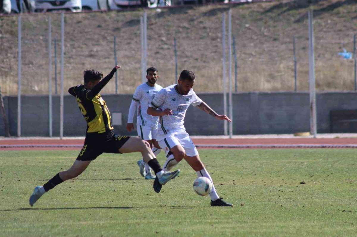 TFF 3 Lig: 1922 Konyaspor: 0 - Bayburt Özel İdarespor: 0