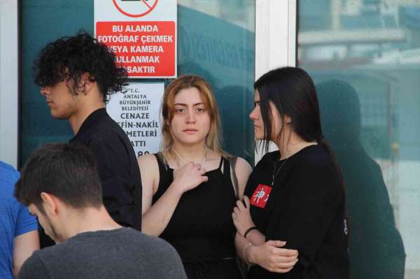 Antalya'da falezlerden düşen üniversite öğrencisinin cenazesi morgtan alındı - Antalya haber