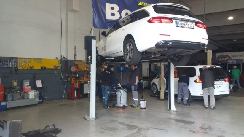 MESEM öğrencileri Avusturya'da staj yapıyor