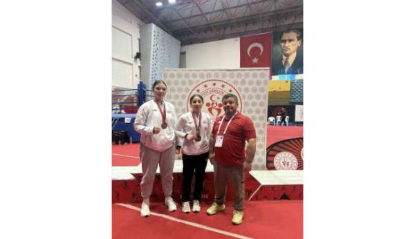Elazığ'a Samsun'dan 2 madalya