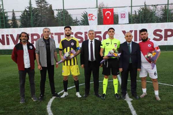 FÜ'de 50. yıl spor şenlikleri başladı