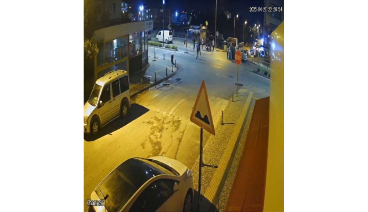 Manavgat'ta motosiklet kazası kamerada