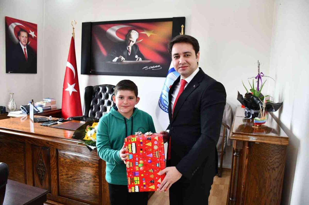 Türkeli'de geleceğin yöneticileri 23 Nisan'da görev başında