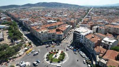 Manisa Büyükşehir Belediyesi Akhisar'a prestij cadde kazandırdı