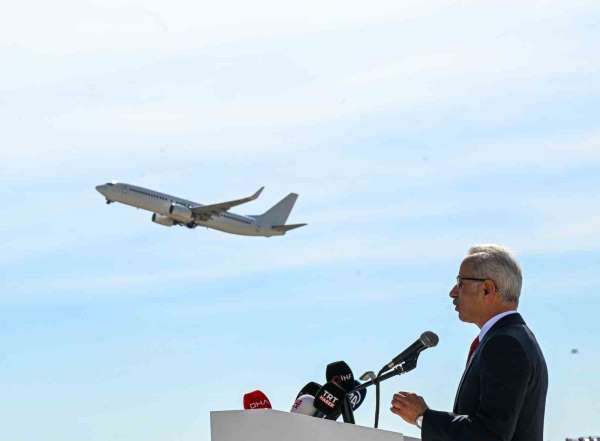 Bakan Uraloğlu: 'Ordu-Giresun Havalimanı, bölgenin ekonomik, turistik ve sosyal gelişimini destekleyen bir caz