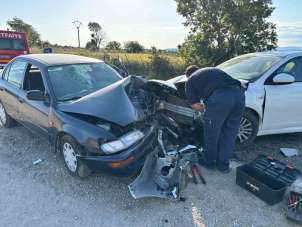 İvrindi'de trafik kazası: 5 yaralı