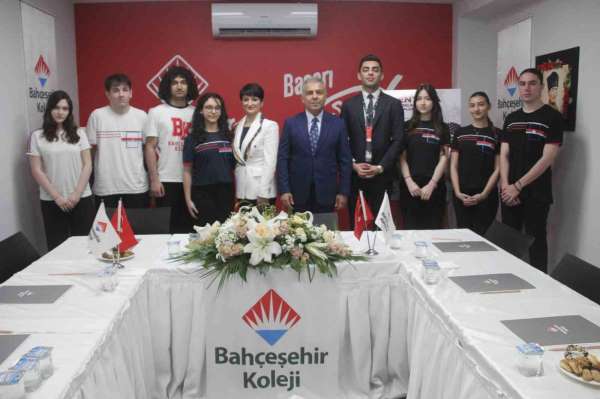 Ordu-Giresun Bahçeşehir Koleji'nden dünya üniversitelerine rekor kabul