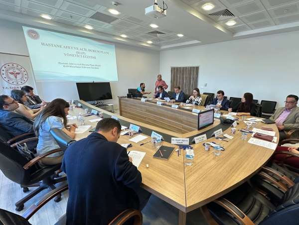 Sinop'ta hastane yöneticilerine afet yönetimi eğitimi