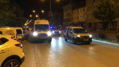 Taşova'da yaşlı adama çarpan motosikletli olay yerinden kaçtı