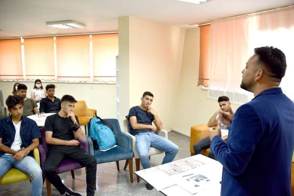 Malatya Büyükşehir'den üniversite adaylarına moral-motivasyon desteği