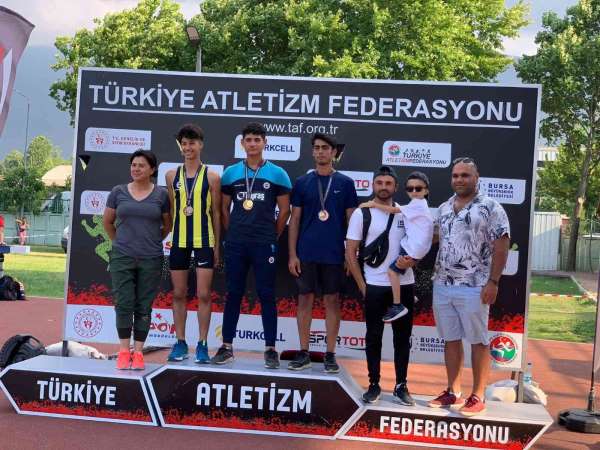 1308 Osmaneli Belediyespor'da yetişen sporcu Türkiye şampiyonu oldu - Bilecik haber