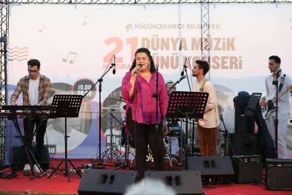 Küçükçekmece'de genç müzisyenlerden 'Dünya Müzik Günü' konseri - İstanbul haber