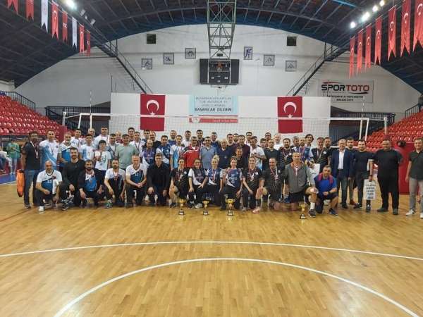 Kütahya'da kurumlar arası voleybol turnuvası - Kütahya haber